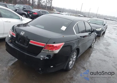 2011 Honda Accord 2.4 Ex z USA, uszkodzony, nr VIN 1HGCP2F7XBA070404